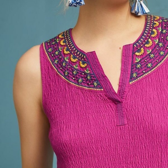 ANTHROPOLOGIE AKEMI + KIN VIZELA EMBROIDERED SLEEVELESS BOHO VNECK TOP - Picture 2 of 10